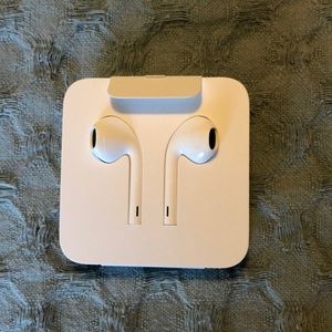 Apple ear phones